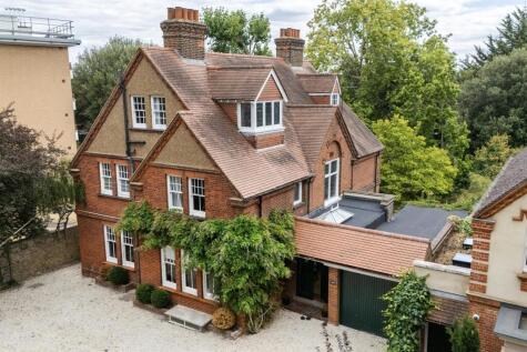 Champion Hill, Camberwell, SE5