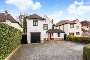 48, Links Avenue, Romford RM2 6ND