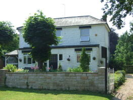 The White House, Watling Street, Little Brickhill MK17 9LR