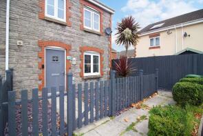108, Heol Gruffydd, Rhydyfelin, Pontypridd CF37 5PQ