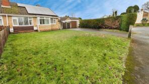 49, Medway Drive, Bristol BS36 2HE