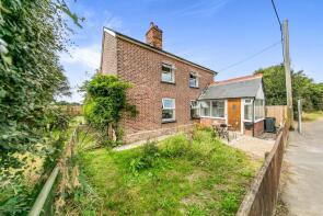Woodview, Sudbury Road, Halstead CO9 2RZ