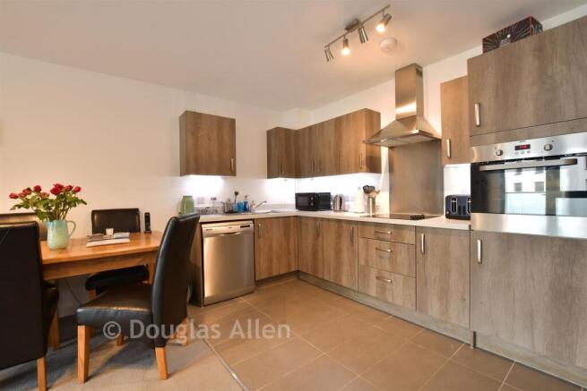 Lounge/Kitchen /Dining Room