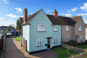 37, Burgess Avenue, Stanford-le-hope SS17 0AZ