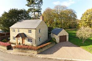 17 Autumn Cottage, High Street, Towcester NN12 8PL