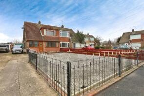 3, Leonard Close, Hull HU12 8AH