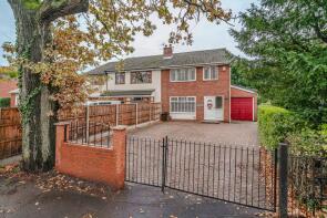 Oaklands, Church Lane, Farington Moss, Leyland PR26 6RD