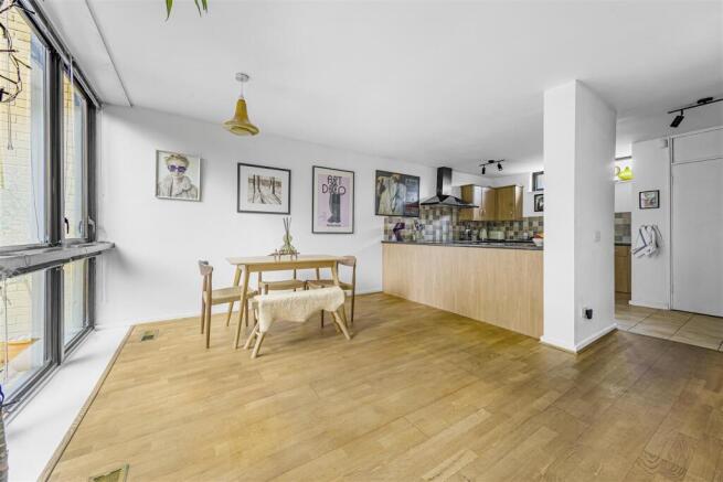 Kitchen Dining 3.jpg