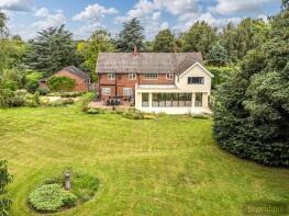 2, Parklands Green, Bury St. Edmunds IP28 6UH