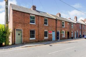 2, Glemsford Cottages, London Road, Canterbury CT2 9AW