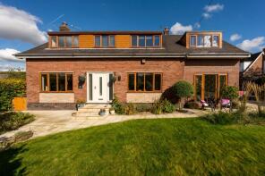 2, Brookfield, Ormskirk L40 2QJ