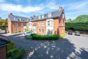 Flat 3, 101 Aventine Court, Holywell Hill, St. Albans AL1 1HR