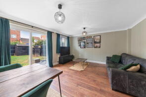 30, Moonstone Square, Sittingbourne ME10 5JN