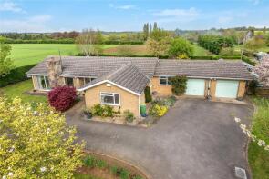 Wharfedale, Cliff Road, Snitterby, Gainsborough DN21 4UA