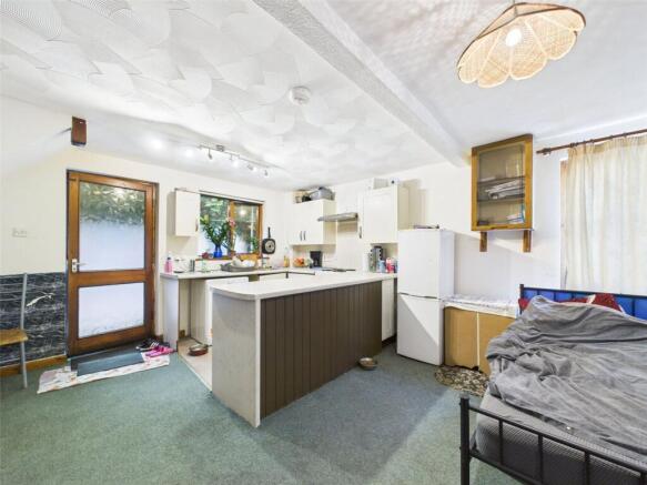 Lounge / Kitchen