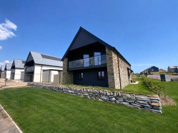 Show Home Photo