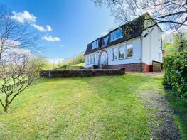 Lammasknowe, Lanark Road, Hazelbank, Lanark ML11 9XN