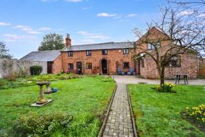 Waterloo Corner Cottage, Kemerton Road, Westmancote, Bredon GL20 7NA