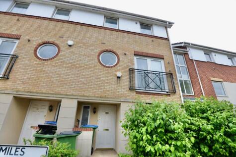Miles Drive, London, SE28 0JA