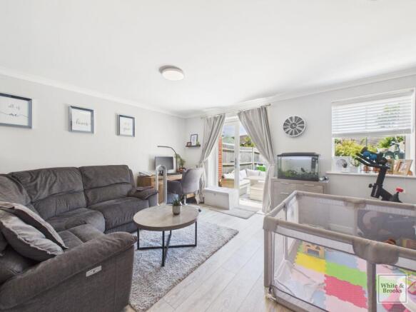 Living/dining room