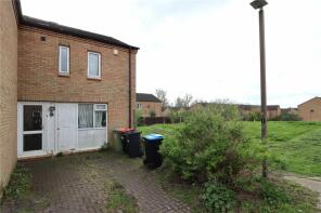 3, Trispen Court, Fishermead, Milton Keynes MK6 2JH
