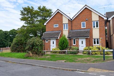 Bluebell Gardens, Hythe, Southampton, SO45 3AB
