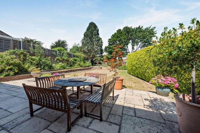 Terrace & Garden