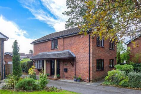 Thorneycroft, Leigh, WN7