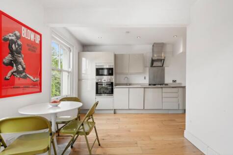 St. Pauls Road,
Islington, N1