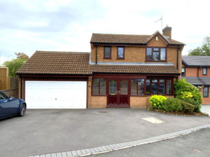 Sandringham Road, Halesowen, B62 8TJ