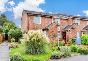 70, Johnson Way, Ford BN18 0TS