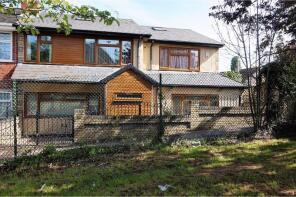 44, Bridge Avenue, Upminster RM14 2LX