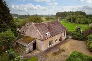 2, Lowick Lane, Aldwincle NN14 3EE