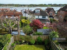 3, River Green, Southampton SO31 4JA