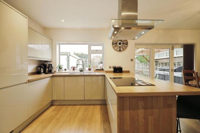 Kitchen (2)