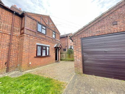 Richmond Way, Leverington