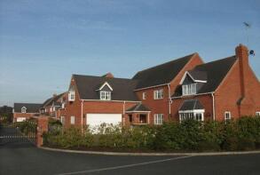 4 Clare House, Drayton Grove, Drayton, Stourbridge DY9 0BY