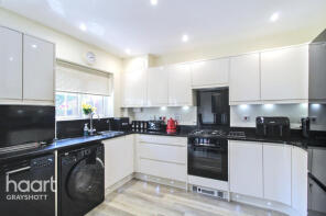 6, Elder Crescent, Lindford, Bordon GU35 0RF