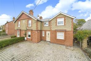 35, Benner Lane, West End, Woking GU24 9JR