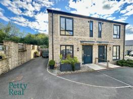 11, Buttercup Close, Colne BB8 7AL