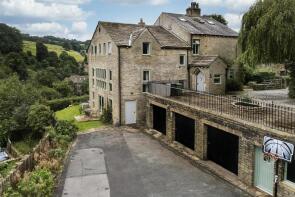 64 Knowsley Farm, Lower Mill Bank Road, Mill Bank, Sowerby Bridge HX6 3EQ