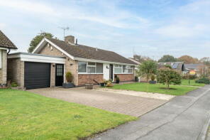 11, Valley View, Wheldrake, York YO19 6AJ