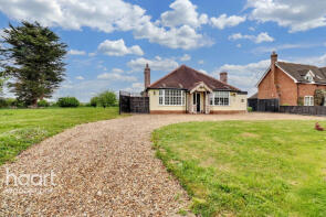 Glebe Farm, Hoxne Road, Syleham IP21 4LT