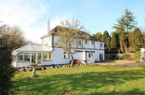 Clevelands, Canterbury Road, Dover CT15 7HX