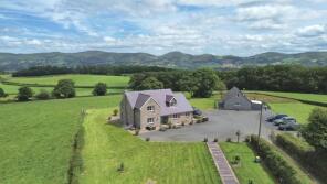 Brynhyfryd, Road Opposite Penyrhengoed To Tyddyn Dedwydd, Llanfwrog, Ruthin LL15 2AH