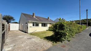 1 Cae Tudur, Llwyn Ynn, Tal Y Bont, Talybont LL43 2AG
