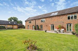 Swallows Barn, Nantwich Road, Nantwich CW5 6DX