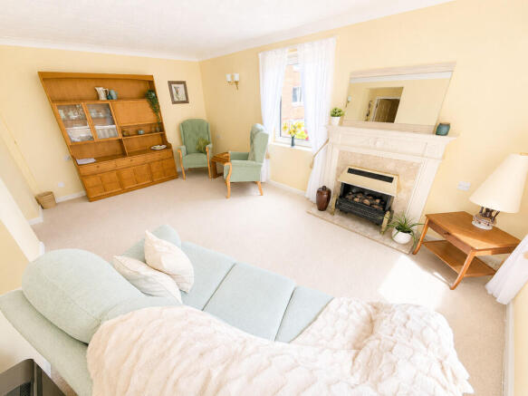 Lounge 1