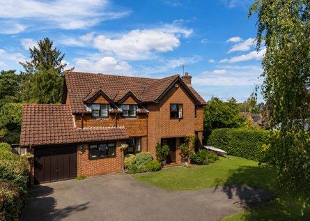 Monteith Close, Langton Green, TN3