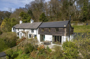 Summerlands, Lane To Beech Farm, Lyme Regis DT7 3RN